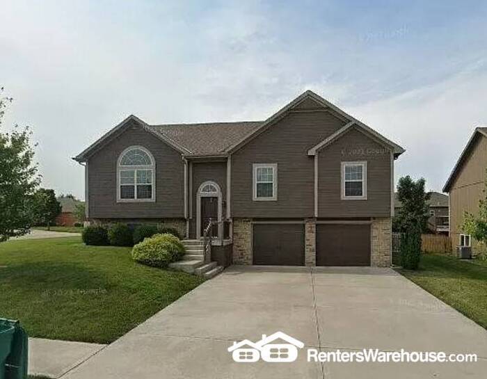 120 SE Sun Garden St, Blue Springs, MO 64064 House Rental in Blue Springs, MO