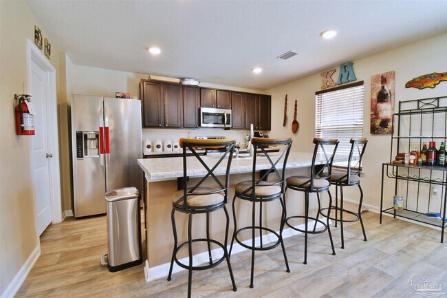 Building Photo - 7308 Single Trce