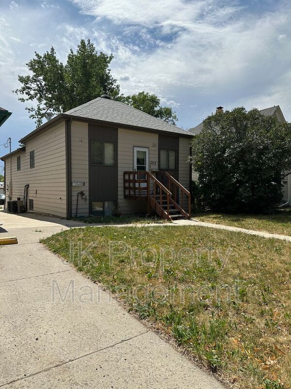 1212 2nd Ave S Unit B, Great Falls, MT 59405 Condo for Rent in Great