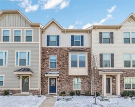 Building Photo - 424 Fairmont Dr