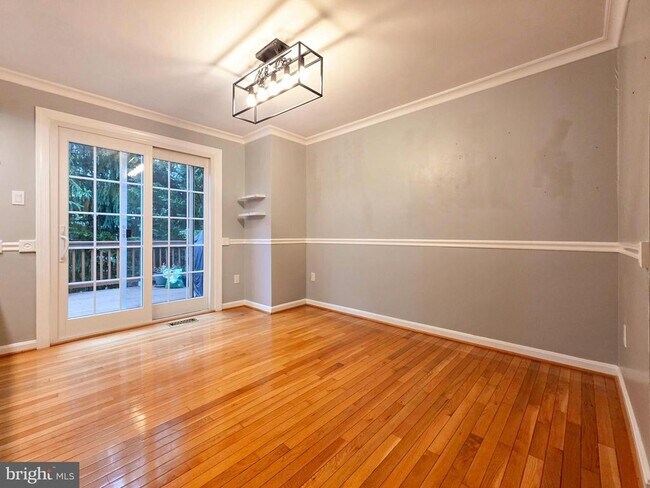 Foto del edificio - 6605 Rockleigh Way