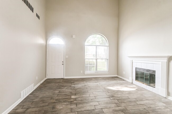 Building Photo - 5535 Liberty Ridge Cove