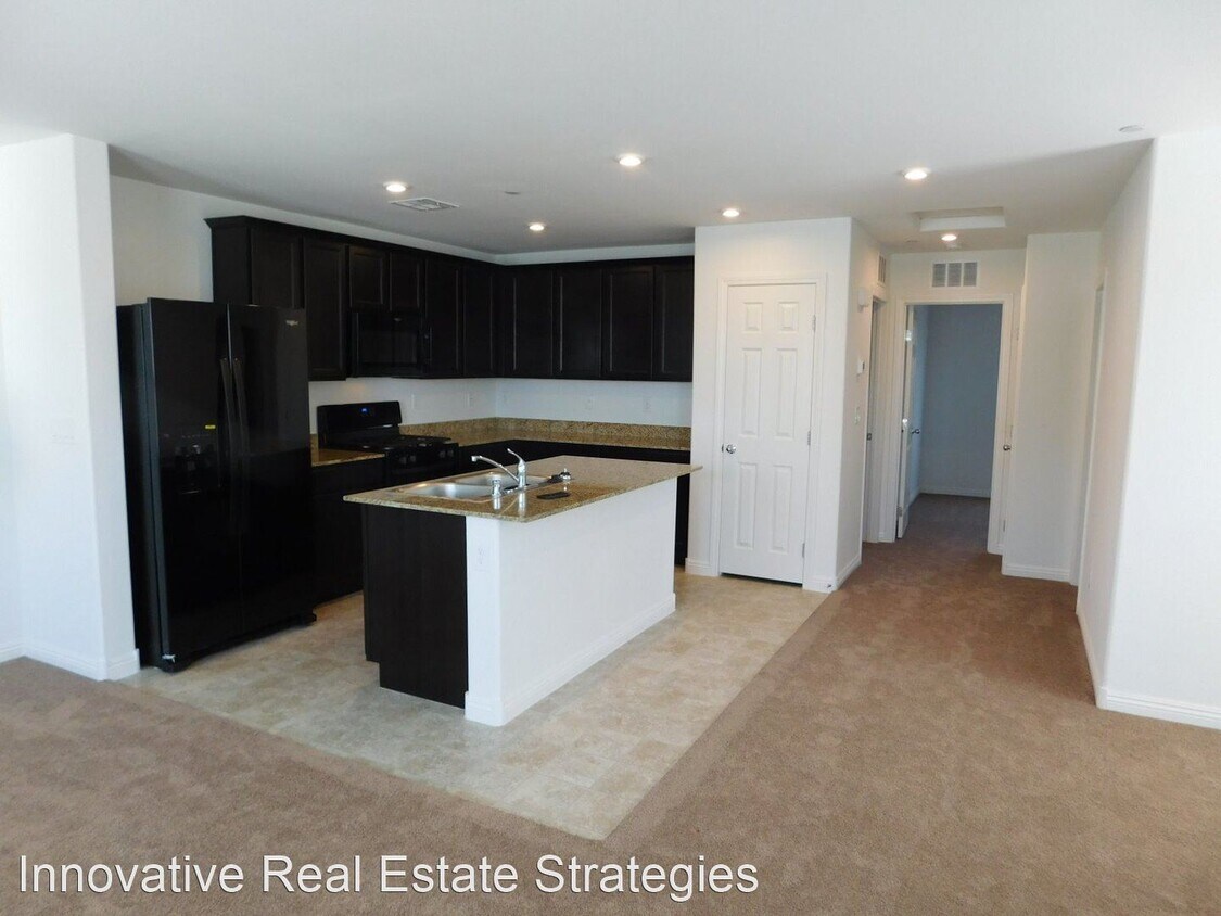Primary Photo - 3 br, 2.5 bath House - 4625 Pencester St