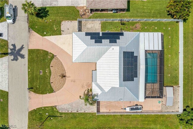 Building Photo - 4414 SE 20th Pl