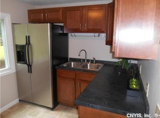 Building Photo - Comfortable Cape North Syracuse 3 bed/1 Bath