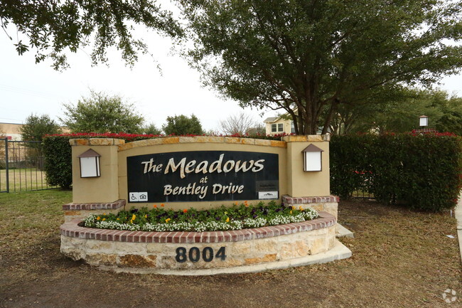 The Meadows En Bentley Drive - The Meadows at Bentley Drive