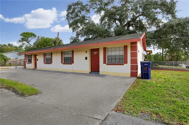 Building Photo - 2113 W Cypress St