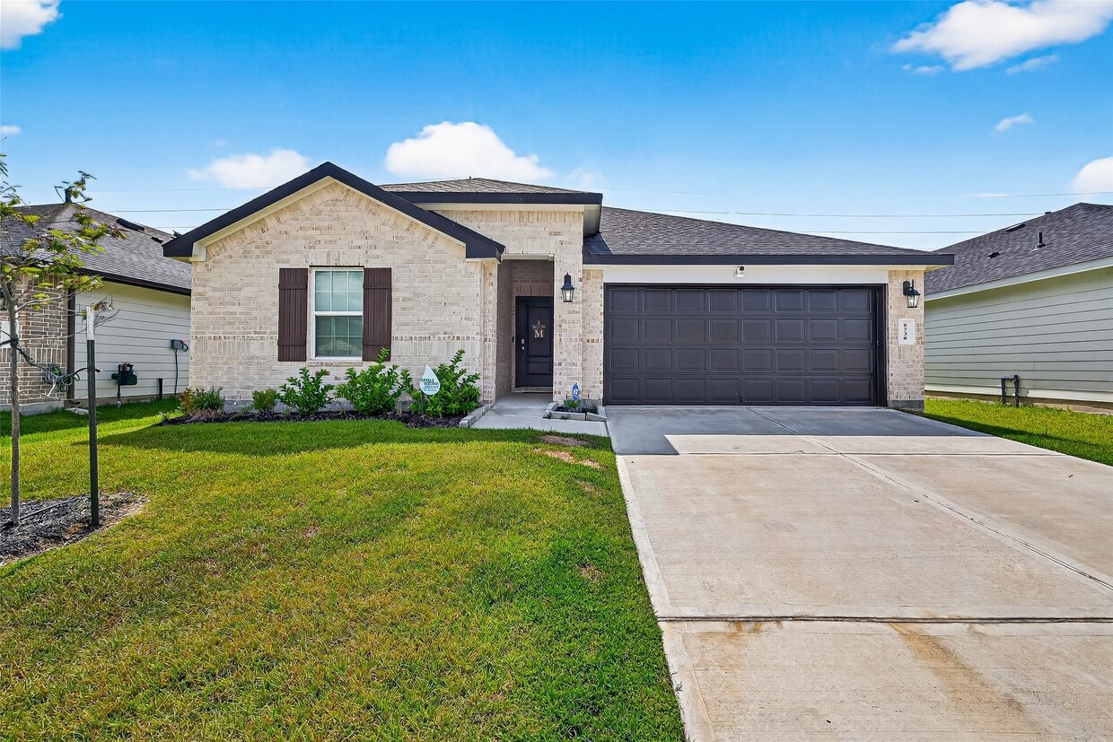 Primary Photo - 8730 Shumard Oak Dr