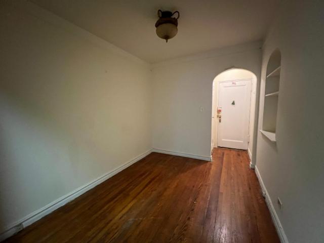 Building Photo - 0 bedroom in Sunnyside NY 11104