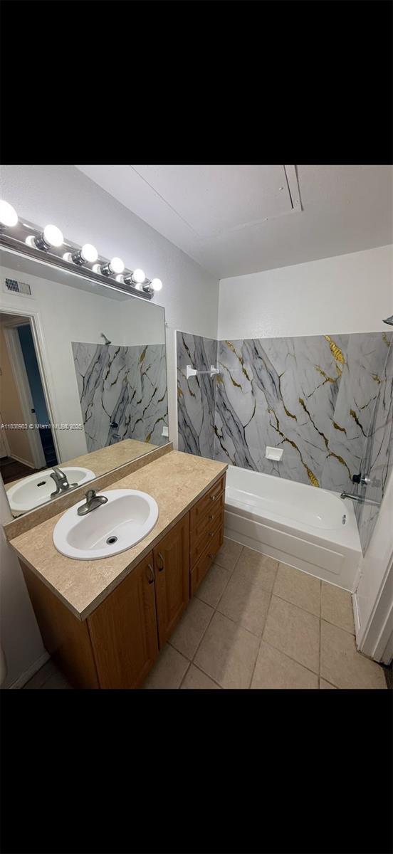 Foto del edificio - 2622 NW 33rd St