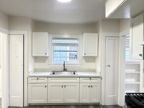 Building Photo - 1317 83rd Ave