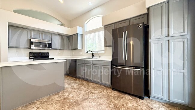 Building Photo - 4927 W Wahalla Ln