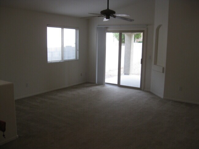 Foto del edificio - 10462 E Chelan St