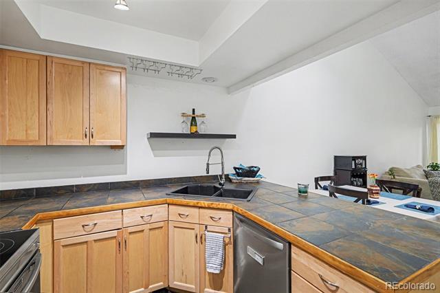 Building Photo - 2685 S Dayton Way