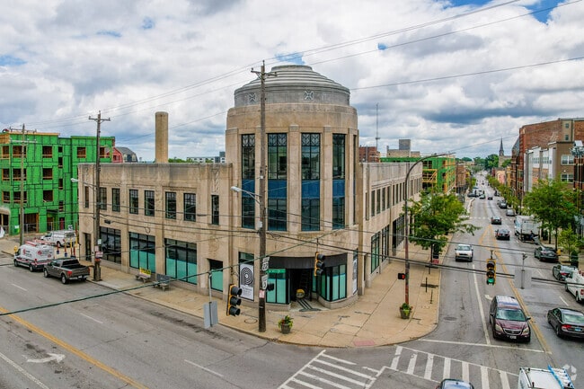 This is the Paramount building in Walnut Hills.