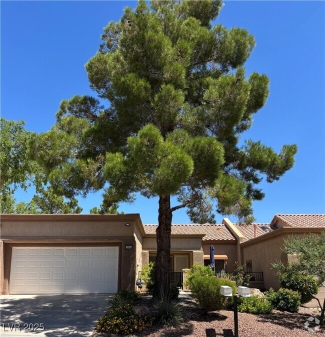 Building Photo - 10004 Arbuckle Dr