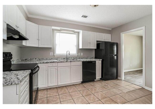 Building Photo - X Glenarden Drive