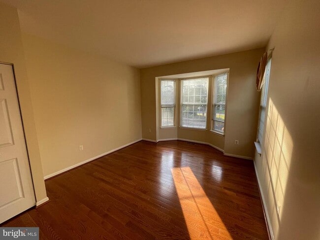 Foto del edificio - 43455 Quigley Ln