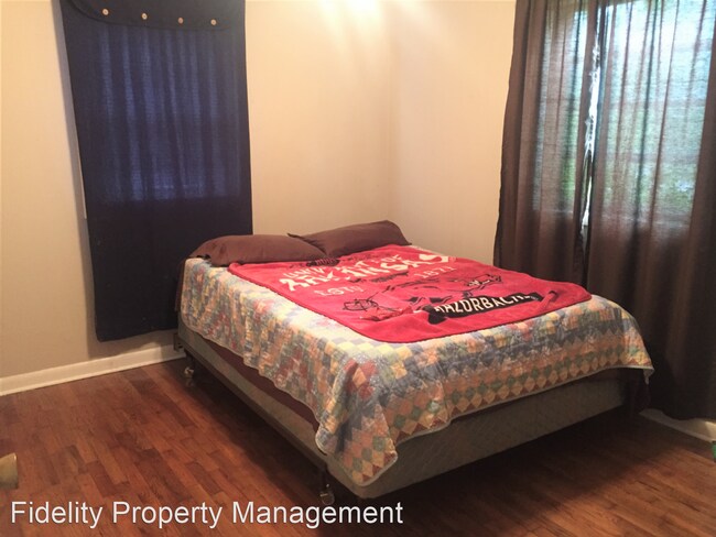Foto del edificio - 2 br, 1 bath House - 1105 N Prospect Ave