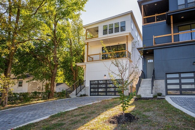 Photo - Stunning 4-Bedroom Nashville Home with Granite Countertops, Hardwood Floors, and Fireplace!