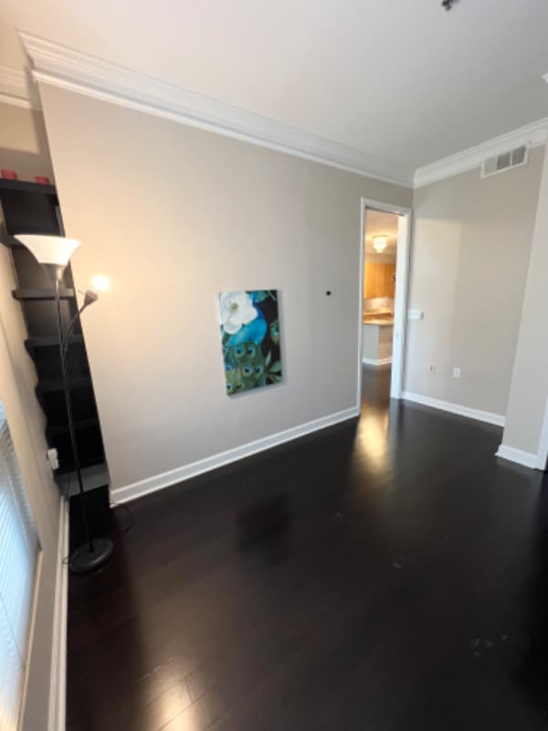 Building Photo - 711 Cosmopolitan Dr NE