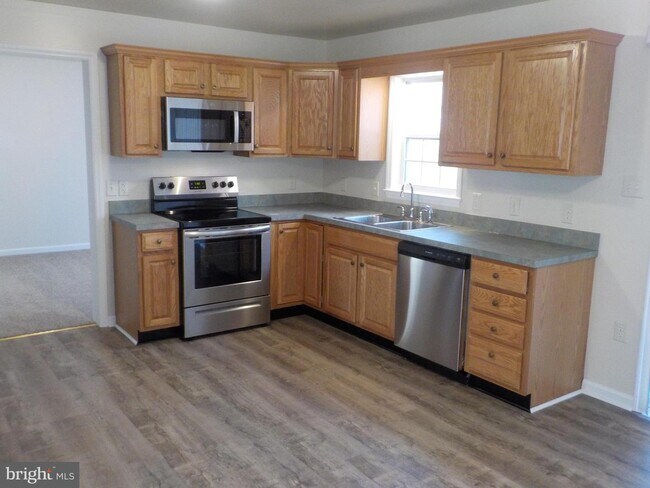 Building Photo - 4202 Beachcraft Ct