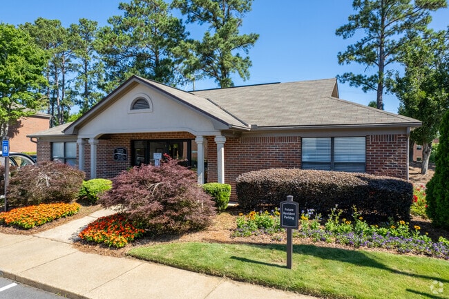 Leasing Office - Greenleaf