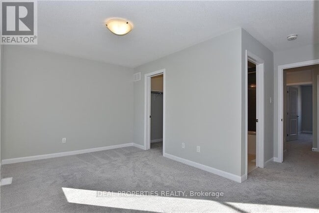 Building Photo - 1121 Speedvale Ct