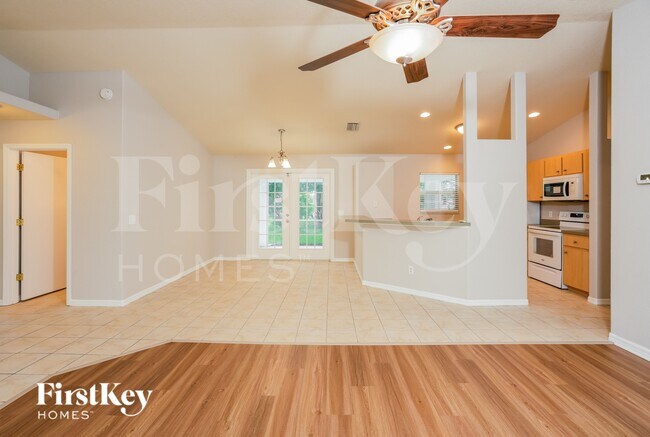 Foto del edificio - 1347 Russellville St