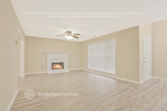 Building Photo - 405 Anita Dr