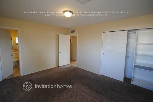 Building Photo - 6012 W Medlock Dr