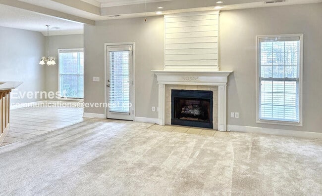 Building Photo - 115 Nasa Way