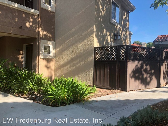 Building Photo - 2 br, 2 bath House - 101 Sea Cliff Way