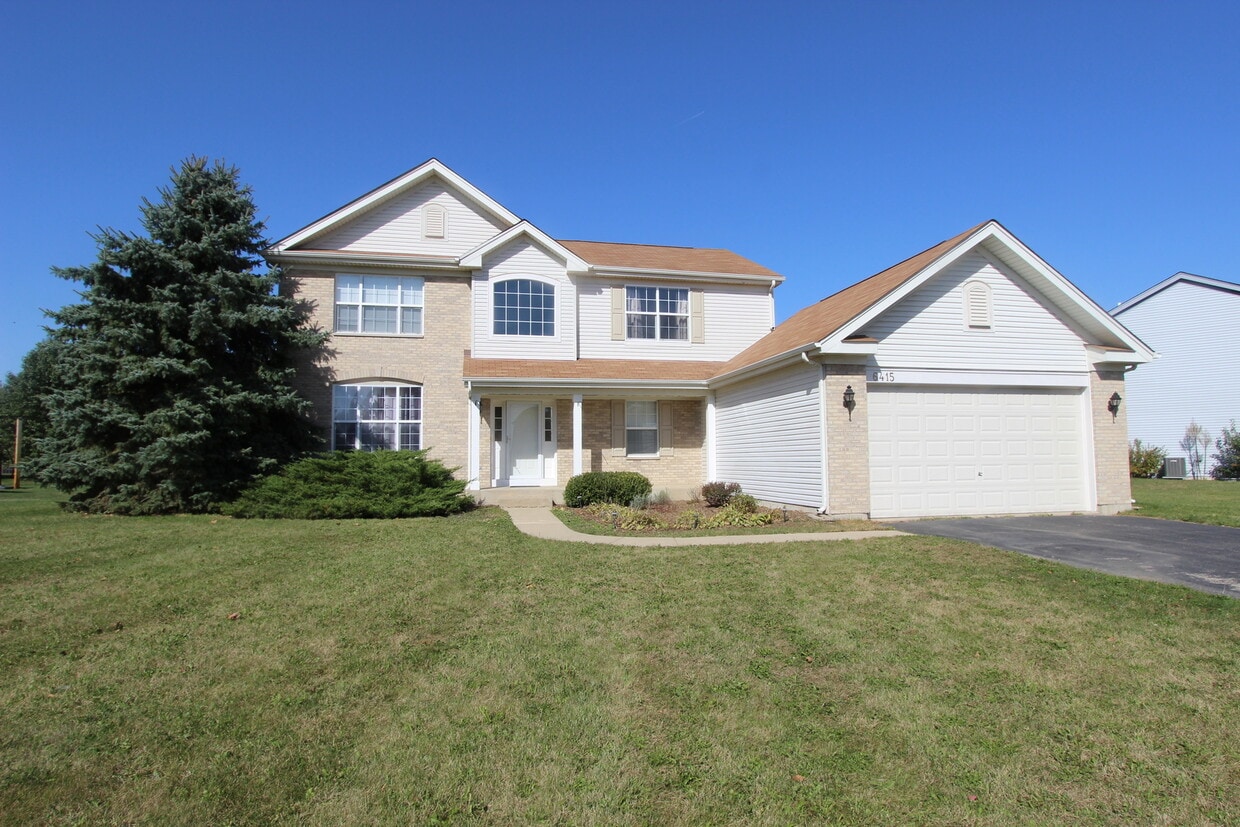 6415 Cork Ln, McHenry, IL 60050 House Rental in McHenry, IL