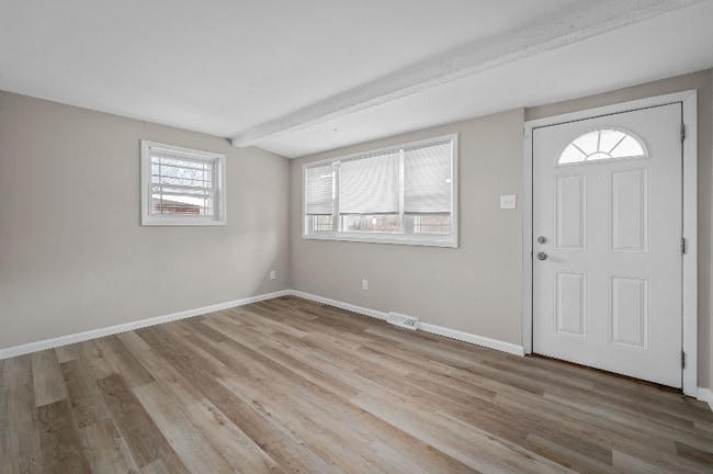 Foto del edificio - 807 Thomas Ave