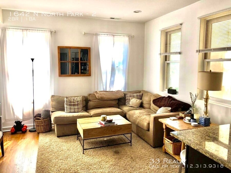 Foto principal - 1642 N North Park Avenue