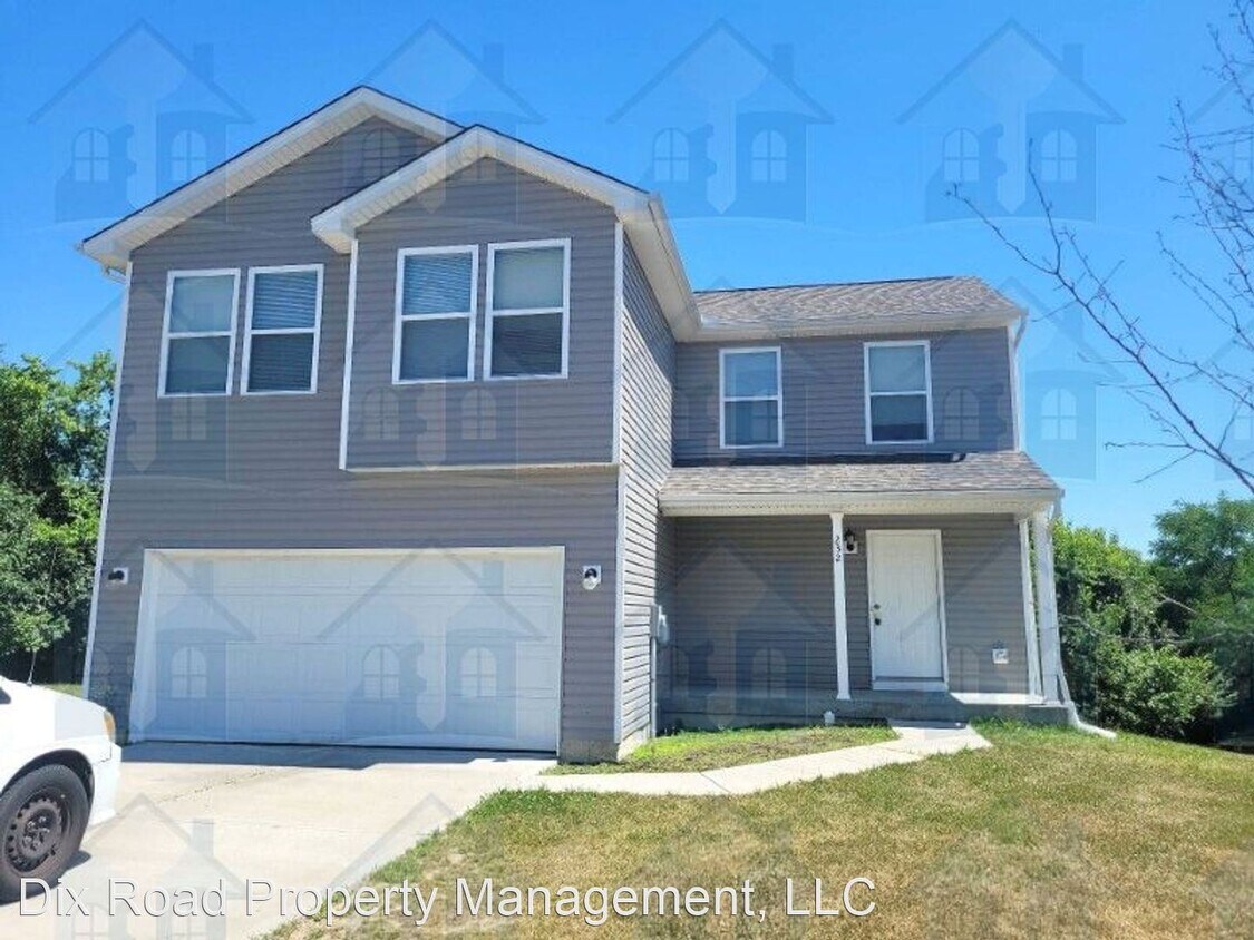 Foto principal - 4 br, 2.5 bath House - 232 Timber Hill Drive,