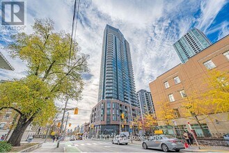 Building Photo - 159 Wellesley St E