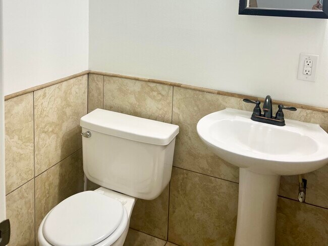 Foto del edificio - 1934 Co Hwy 3280