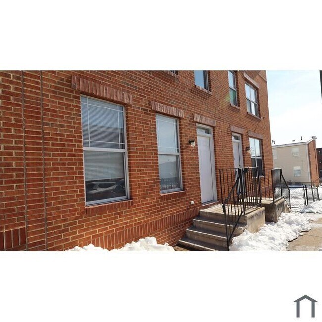 Foto del edificio - 3 Bedroom New Townhouse