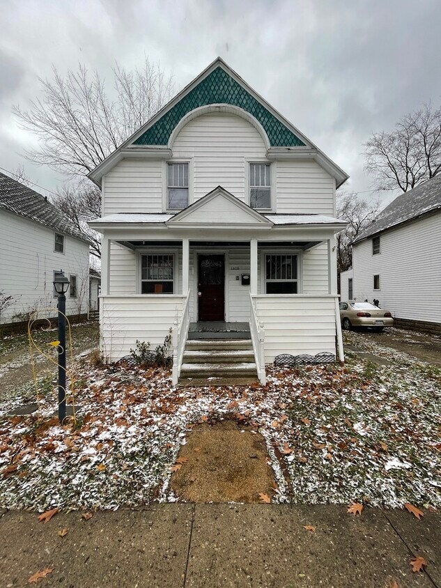 Primary Photo - 1816 High St