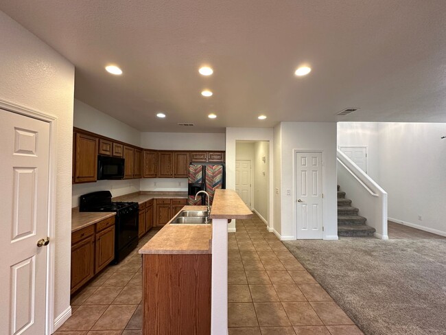 Building Photo - Wineridge