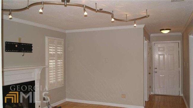 Building Photo - 5668 River Heights Crossing SE