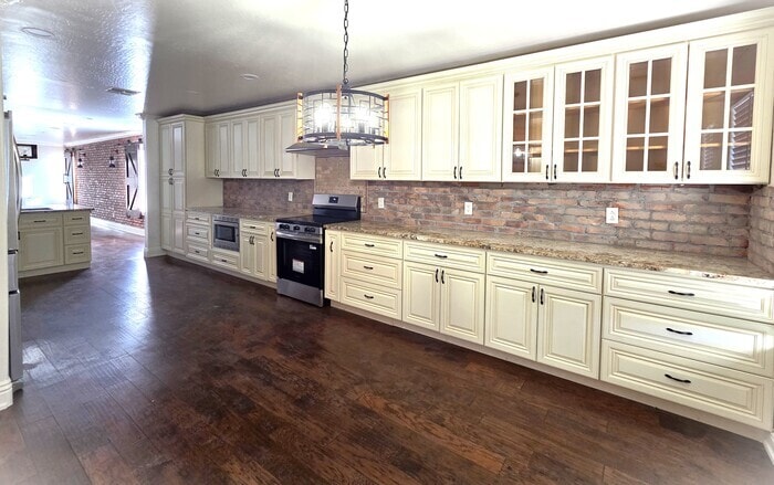 Primary Photo - Stunning upgraded 4-bedroom 2-bathroom home