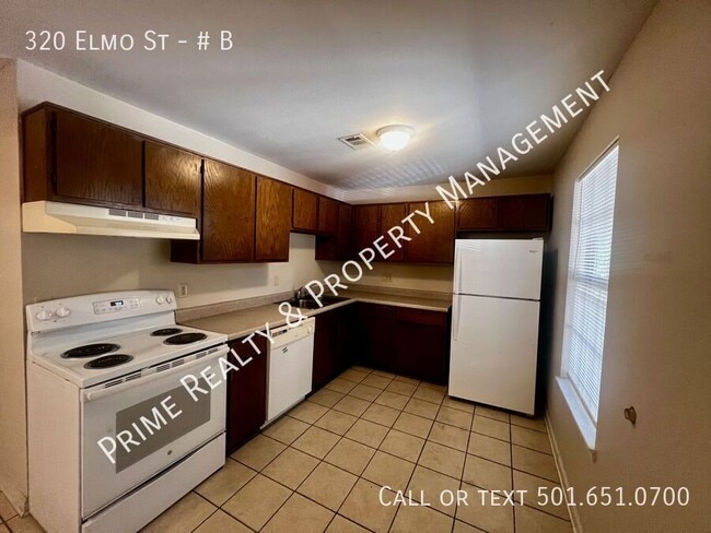 Foto del edificio - 320 Elmo St