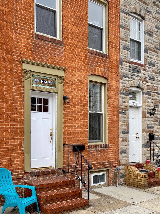 Gorgeous 2 Bedroom Townhome ~ Locust Point - Gorgeous 2 Bedroom Townhome ~ Locust Point