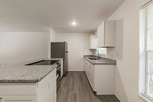 Foto del edificio - 430 Ave B NE