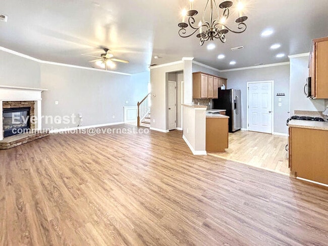 Foto del edificio - 2221 Nottley Dr