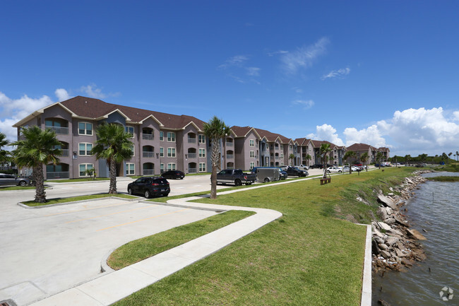 La Joya Bay Resort Apartments - Corpus Christi, TX | Apartments.com