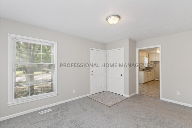 Foto del edificio - Updated 3 bed / 2 bath house With Exceptio...
